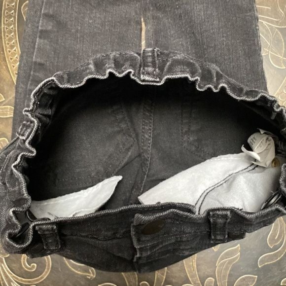 Girls 4T Bundle Black Denim Jeans, Pink Leggings, Sparkly Red Sweater Red Baby G - Picture 9 of 14